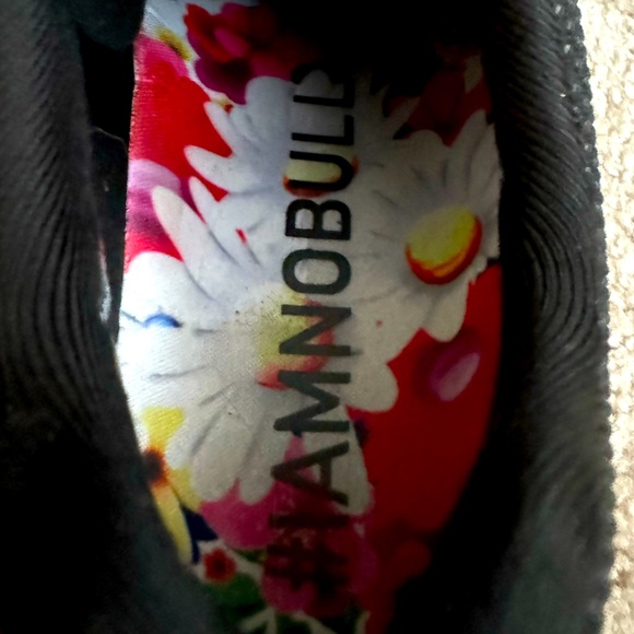 NOBULL Women’s Floral Trainer - Picture 4 of 10